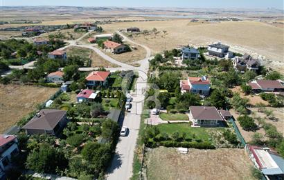 Yağlıpınar'da 720 m2 Arsa Üzerinde Bahçeli Eşyalı Satılık 1+1
