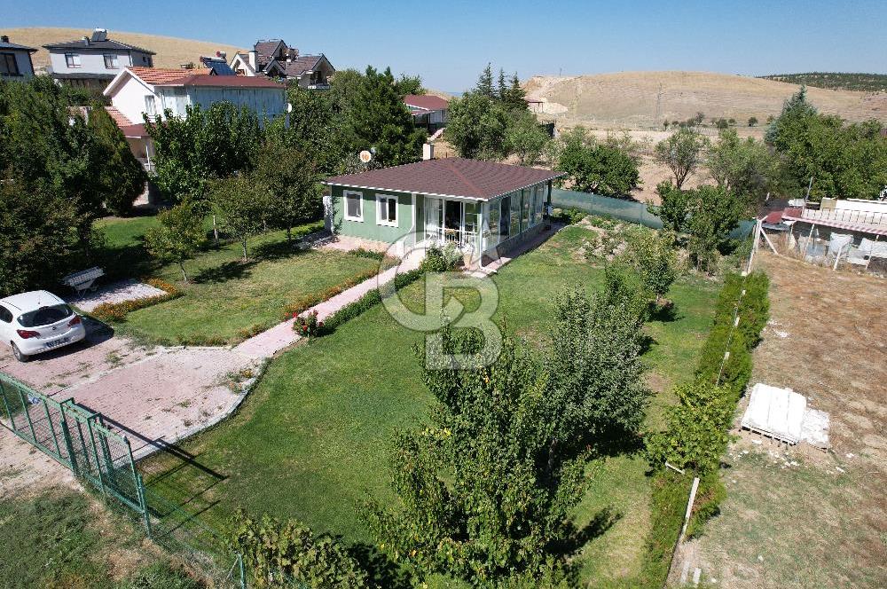 Yağlıpınar'da 720 m2 Arsa Üzerinde Bahçeli Eşyalı Satılık 1+1