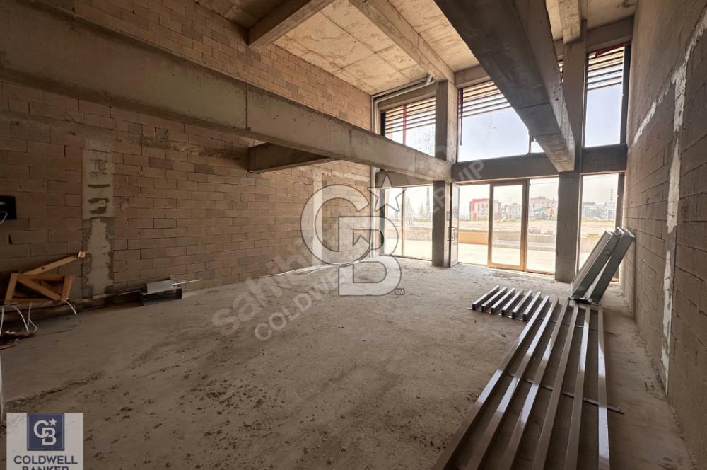 Ostim Pozitif Center'da Kiralık 90 m² Sıfır Dükkan