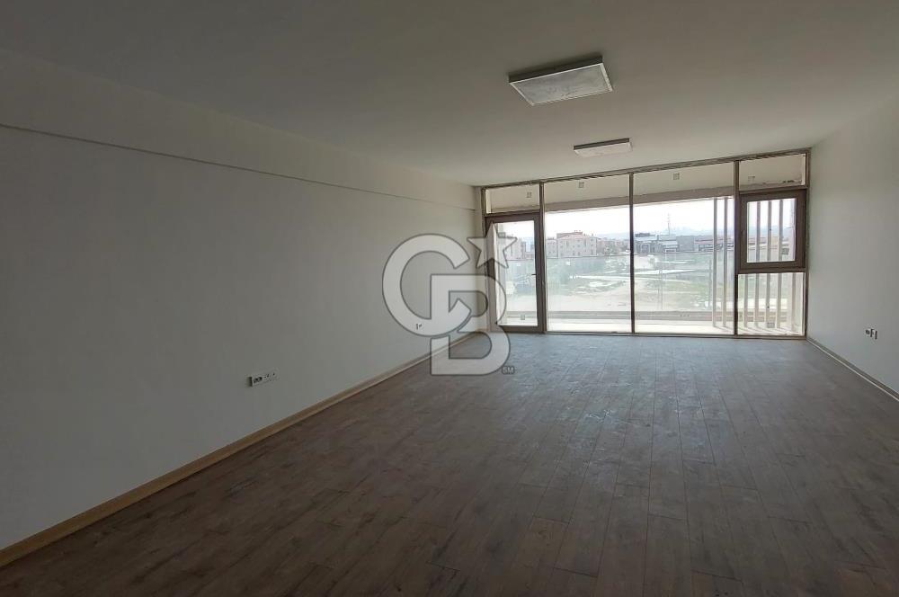 Ostim Pozitif Center'da Kiralık 55 m² Prestijli Ofis