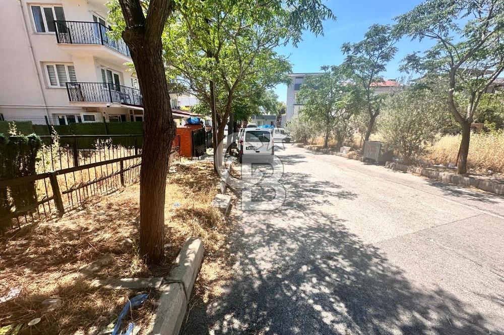 BORNOVA ATATÜRK MAHALLESİ'NDE SATILIK İMARLI ARSA