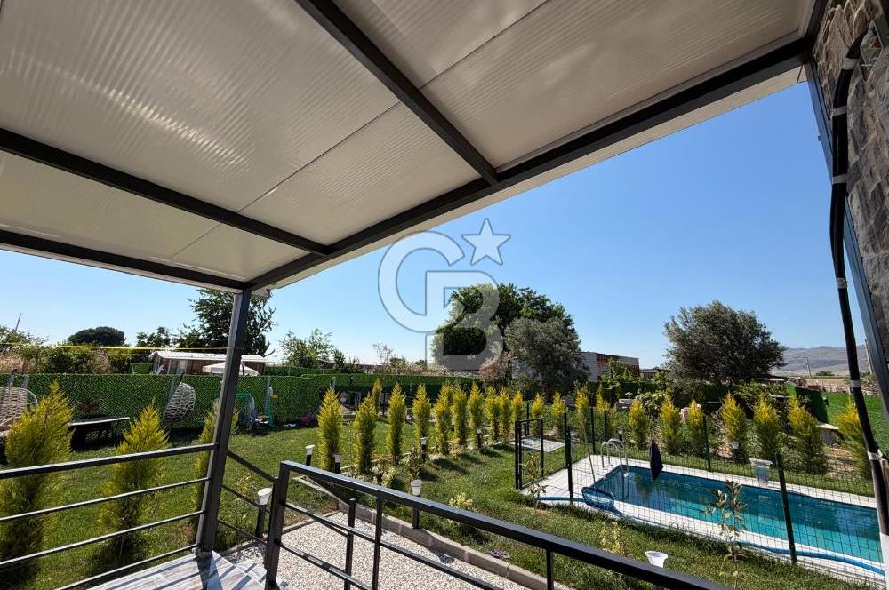 800m2 TARLA İÇERİSİNDE 2+1 HAVUZLU MÜSTAKİL EV