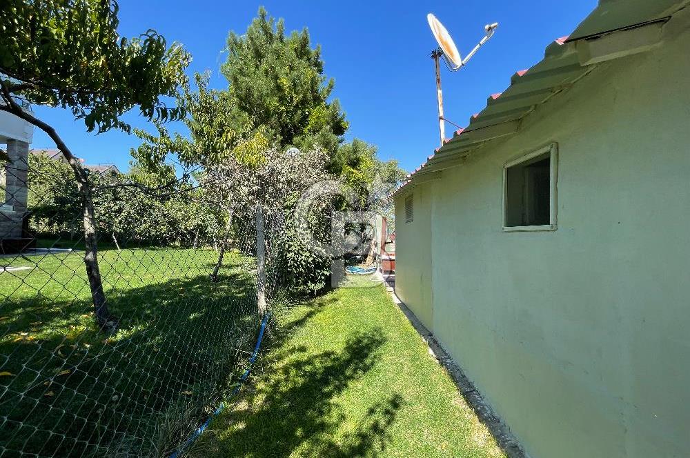 Yağlıpınar'da 720 m2 Arsa Üzerinde Bahçeli Eşyalı Satılık 1+1