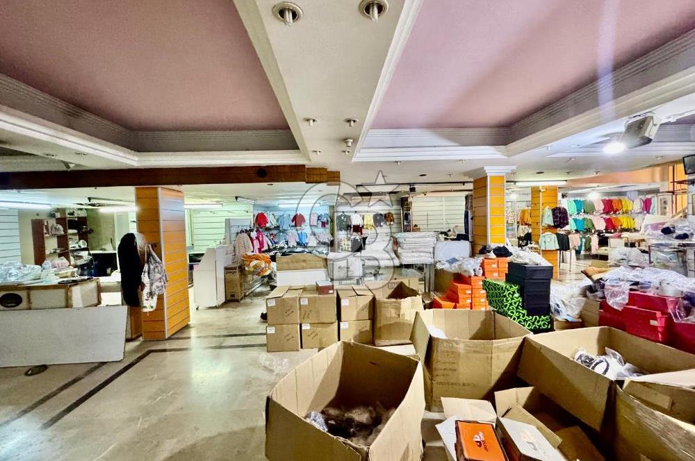 Kemeraltı Çarşı Satılık 2 Katlı Dükkan
