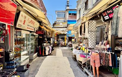 Kemeraltı Çarşı Satılık 2 Katlı Dükkan