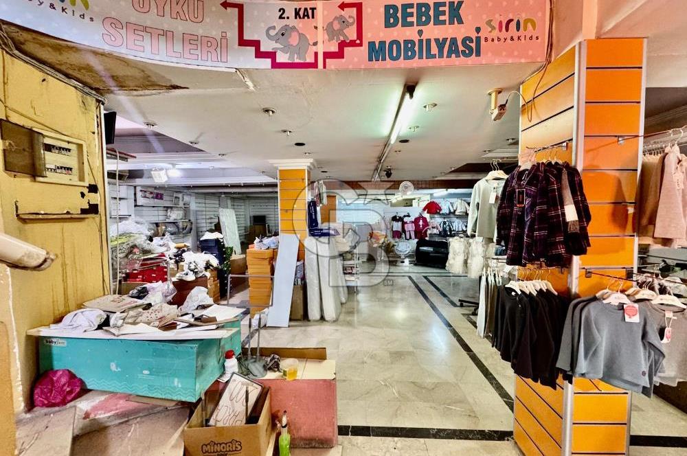 Kemeraltı Çarşı Satılık 2 Katlı Dükkan