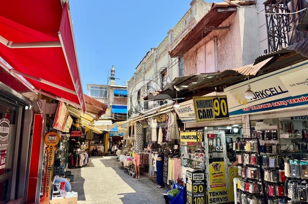 Kemeraltı Çarşı Satılık 2 Katlı Dükkan