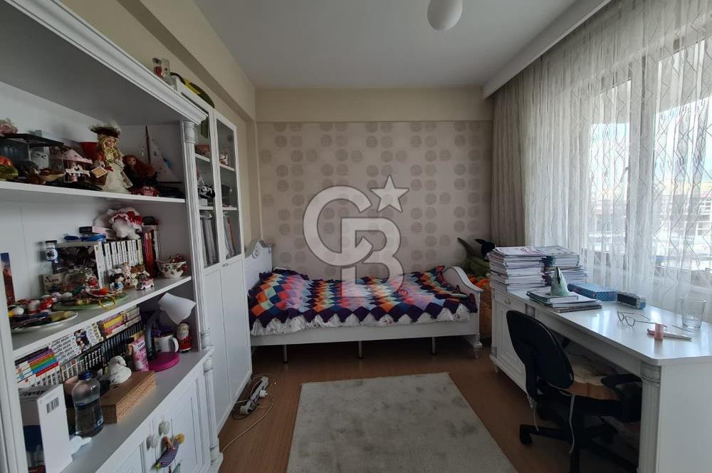 ŞEFİKCAN'A KOMŞU YAKAMOZ SİTESİNDE PRESTİJLİ 4+1 YAŞAM