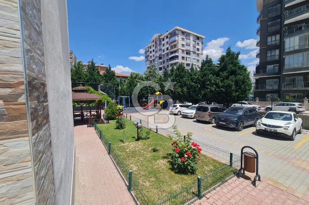 ŞEFİKCAN'A KOMŞU YAKAMOZ SİTESİNDE PRESTİJLİ 4+1 YAŞAM