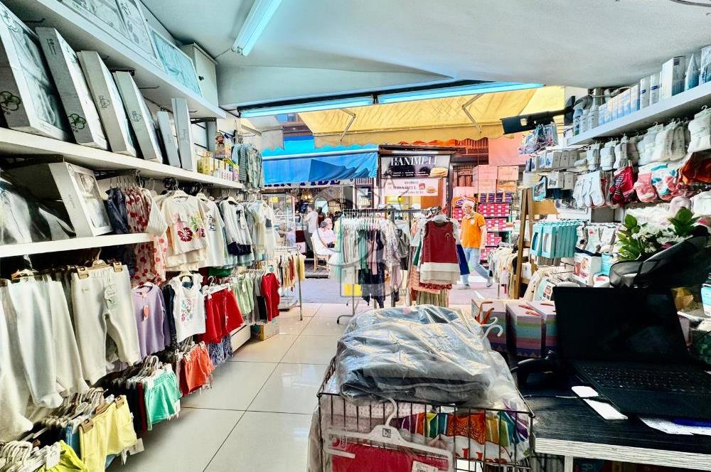 Kemeraltı Çarşı Satılık 2 Katlı Dükkan