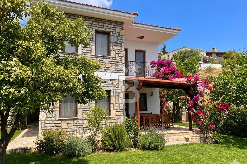 Mesudiye'de Doğayla İçiçe, Eşyalı, Deniz Manzaralı Ferah Villa