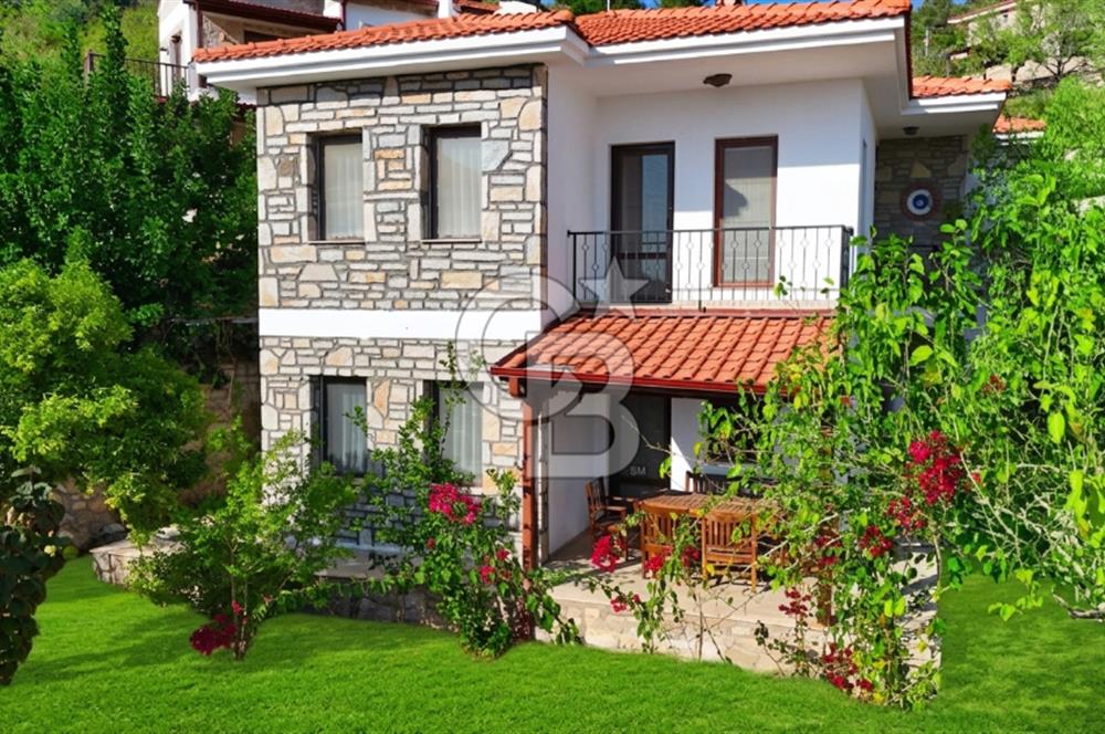 Mesudiye'de Doğayla İçiçe, Eşyalı, Deniz Manzaralı Ferah Villa