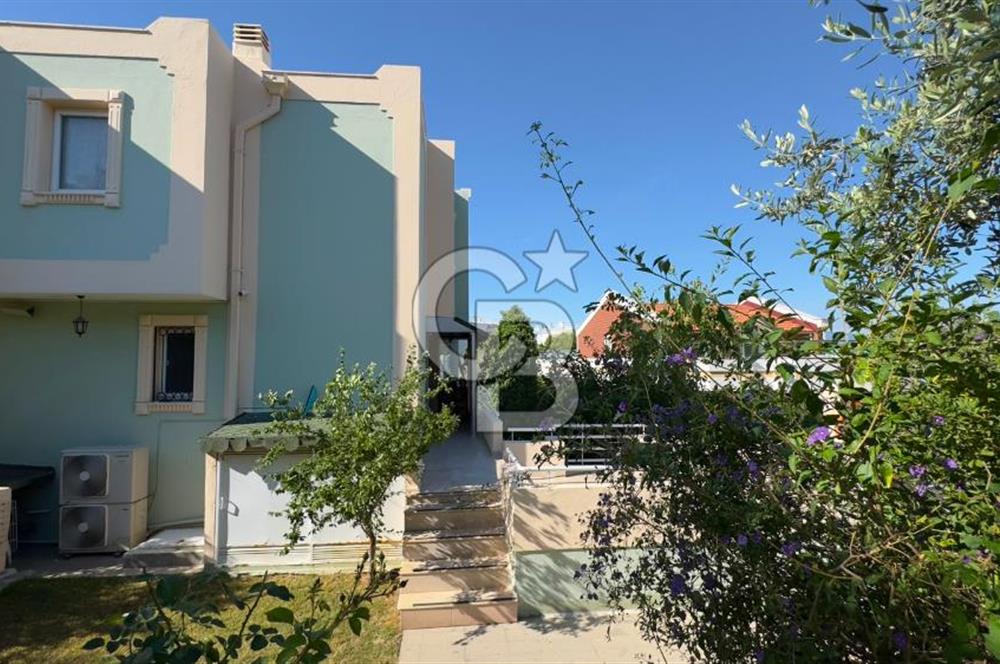 Dikili Gazipaşa Mahallesinde Satılık 2+1 Daire