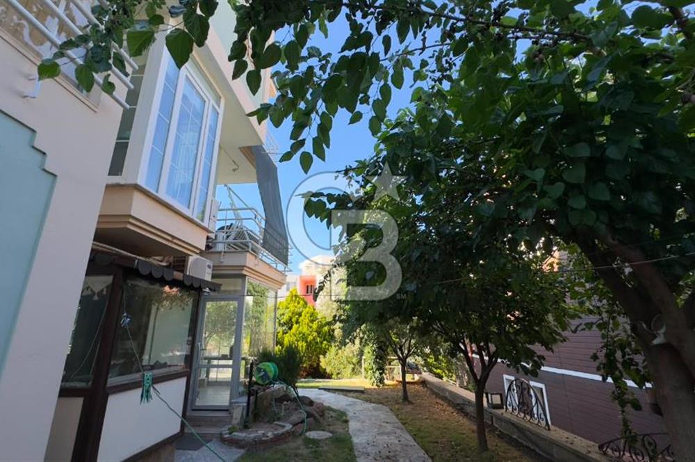Dikili Gazipaşa Mahallesinde Satılık 2+1 Daire