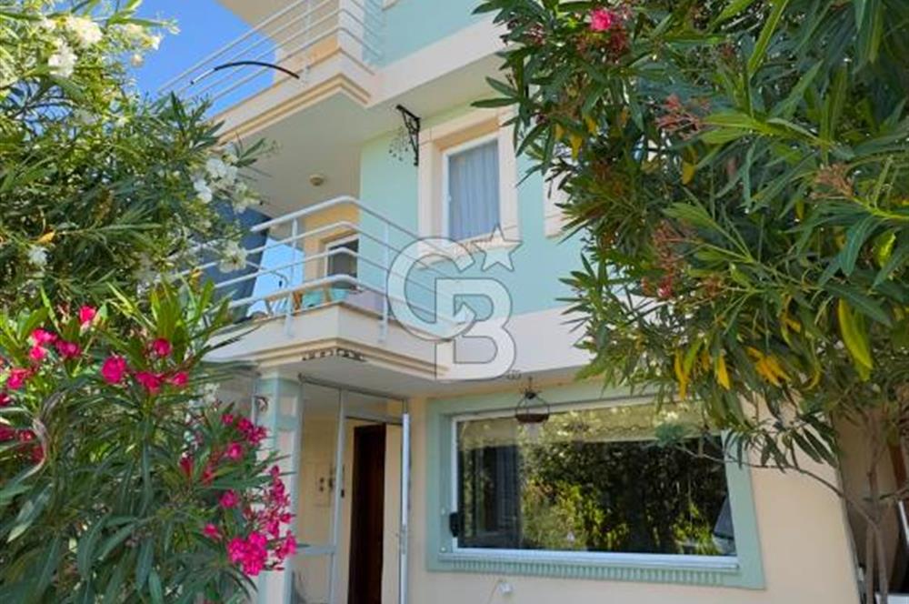 Dikili Gazipaşa Mahallesinde Satılık 2+1 Daire