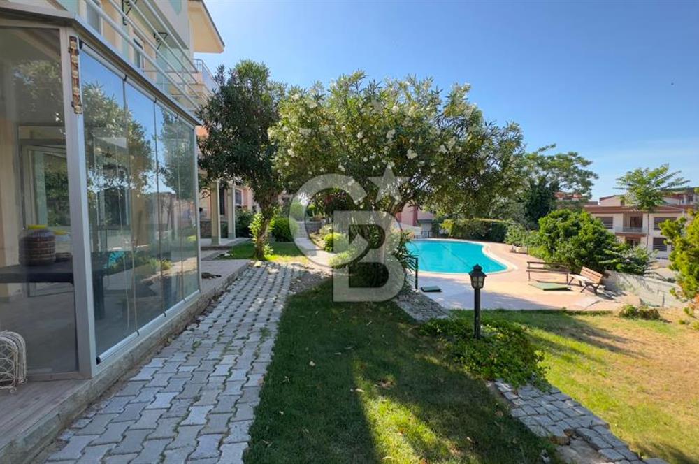 Dikili Gazipaşa Mahallesinde Satılık 2+1 Daire
