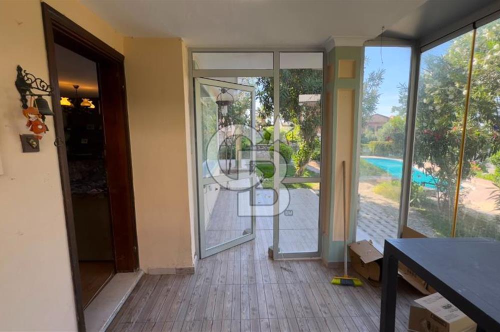 Dikili Gazipaşa Mahallesinde Satılık 2+1 Daire