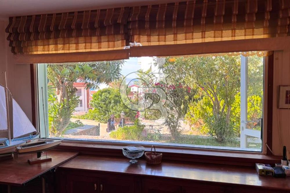 Dikili Gazipaşa Mahallesinde Satılık 2+1 Daire