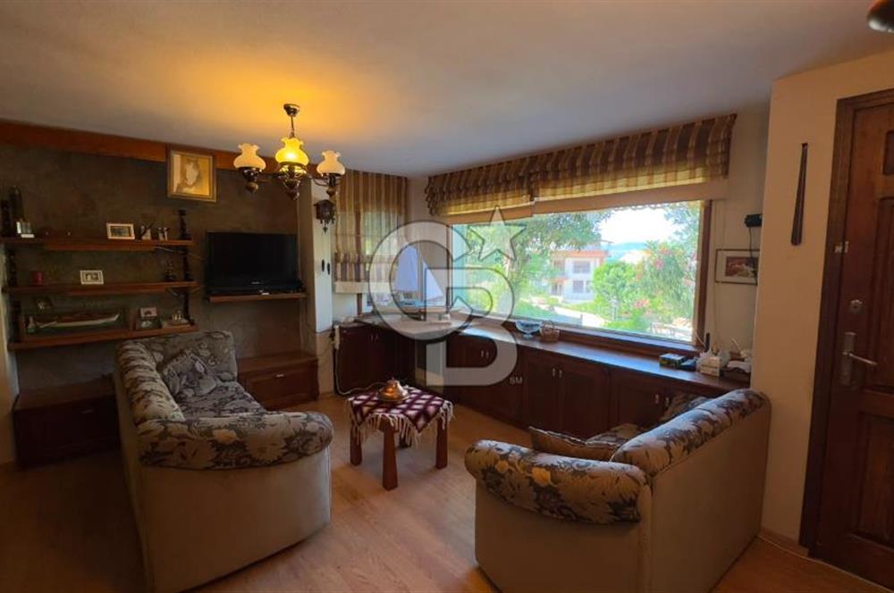 Dikili Gazipaşa Mahallesinde Satılık 2+1 Daire