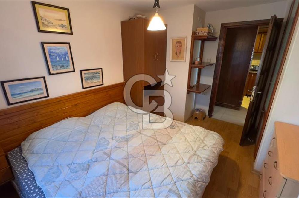 Dikili Gazipaşa Mahallesinde Satılık 2+1 Daire