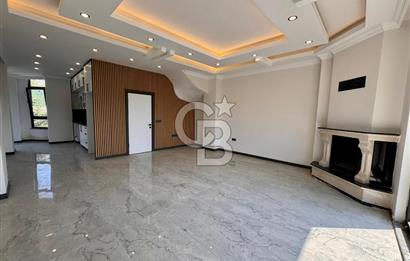 CB ENVOY Kartepe Derbentte Manzaralı Özel Havuzlu Tripleks Villa