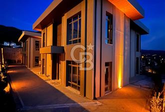 CB ENVOY |Başiskele'nin Kalbinde Müstakil Havuzlu 4+1 Lüks Villa - 8 - 351938