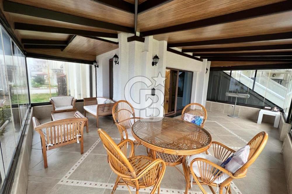 BURSA, MUDANYA BURGAZ'da DENİZE SIFIR KİRALIK VİLLA