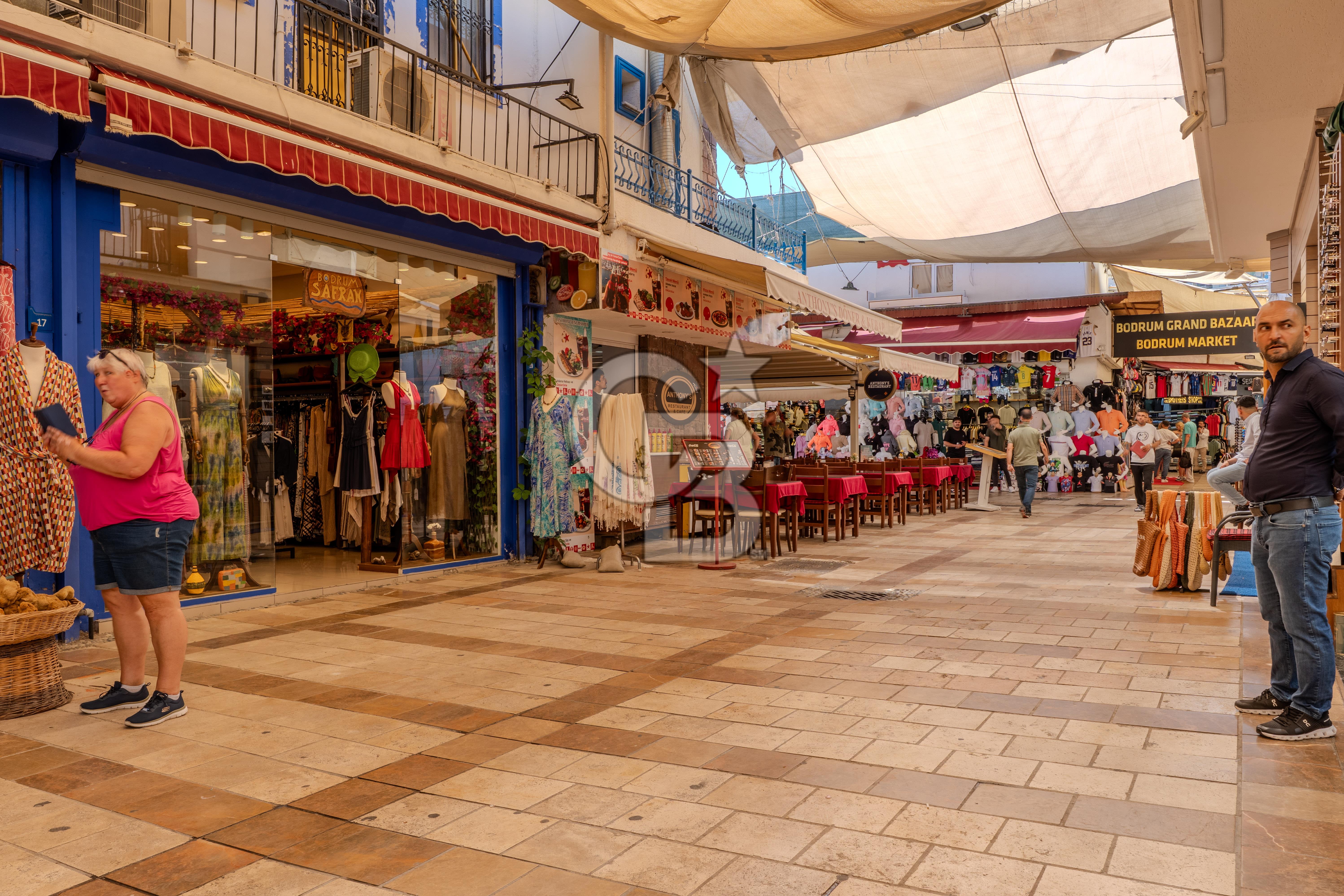 BODRUM ÇARŞIDA SATILIK DÜKKAN