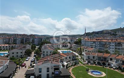 BURSA, MUDANYA BURGAZ'da DENİZE SIFIR KİRALIK VİLLA