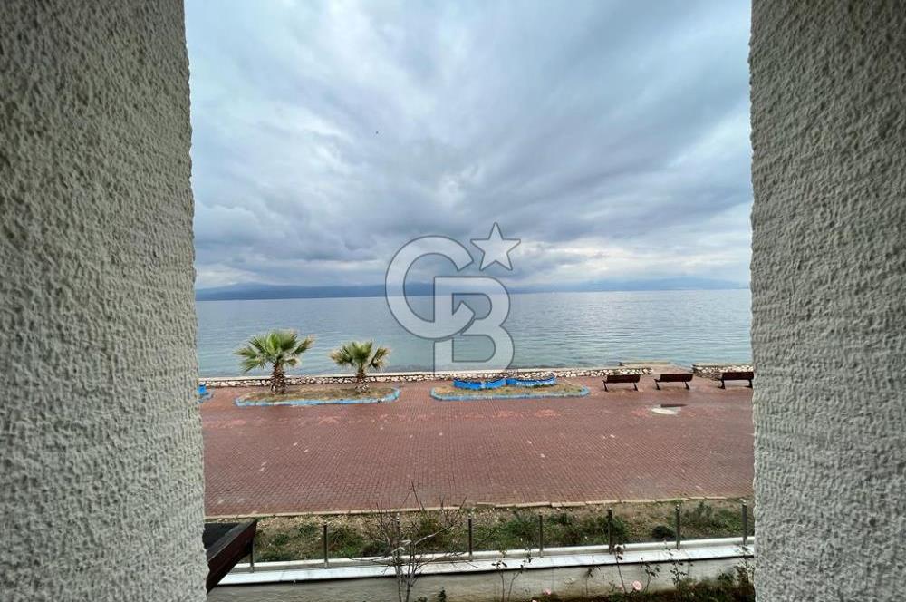 BURSA, MUDANYA BURGAZ'da DENİZE SIFIR KİRALIK VİLLA