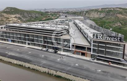 MEGA ŞAŞMAZ'DA YOLA CEPHELİ SATILIK DÜKKAN