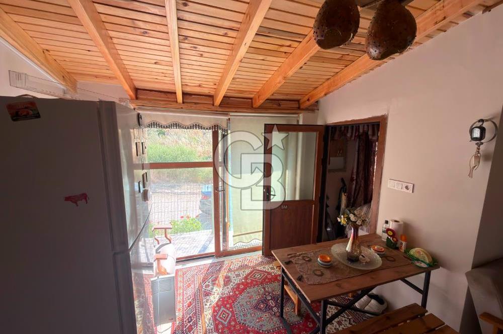 Foça’da Deniz Manzaralı, Havuzlu Site İçinde Tam Müstakil 4+2 Dubleks