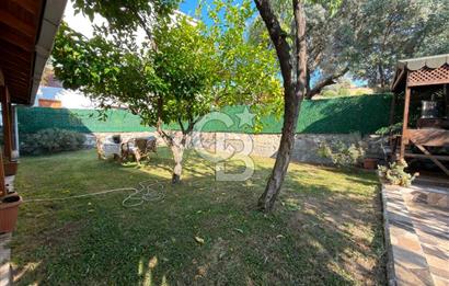 Foça’da Deniz Manzaralı, Havuzlu Site İçinde Tam Müstakil 4+2 Dubleks