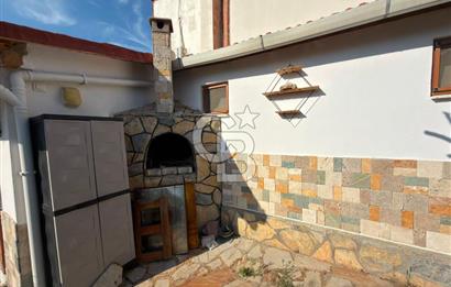 Foça’da Deniz Manzaralı, Havuzlu Site İçinde Tam Müstakil 4+2 Dubleks