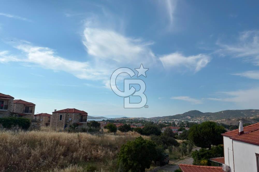 Foça’da Deniz Manzaralı, Havuzlu Site İçinde Tam Müstakil 4+2 Dubleks