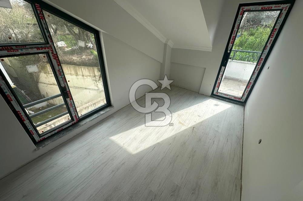 Değirmendere'de 2+1 Amerikan Mutfaklı Çatı Dubleks Satılık Daire