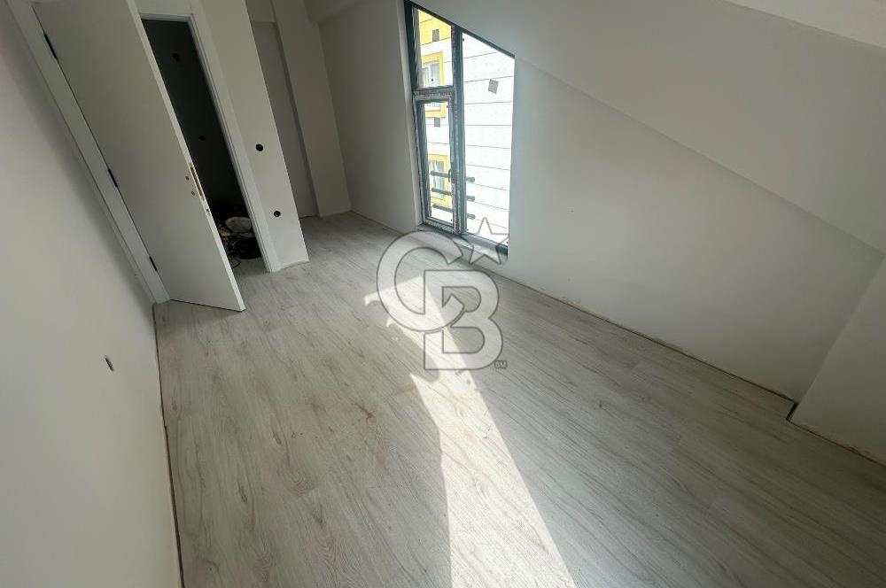 Değirmendere'de 2+1 Amerikan Mutfaklı Çatı Dubleks Satılık Daire