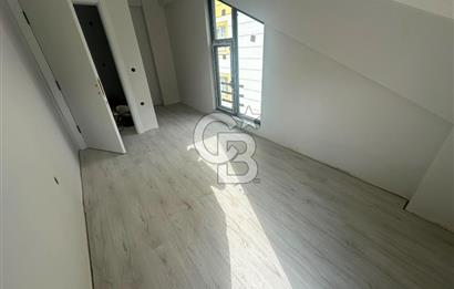 Değirmendere'de 2+1 Amerikan Mutfaklı Çatı Dubleks Satılık Daire