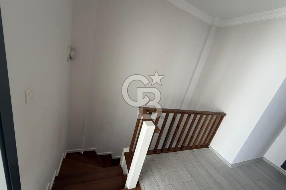 Karaköprü'de 4+1 Çatı Dubleks Ferah Eşyalı Satılık Daire