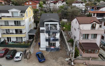 Değirmendere'de 2+1 Amerikan Mutfaklı Çatı Dubleks Satılık Daire