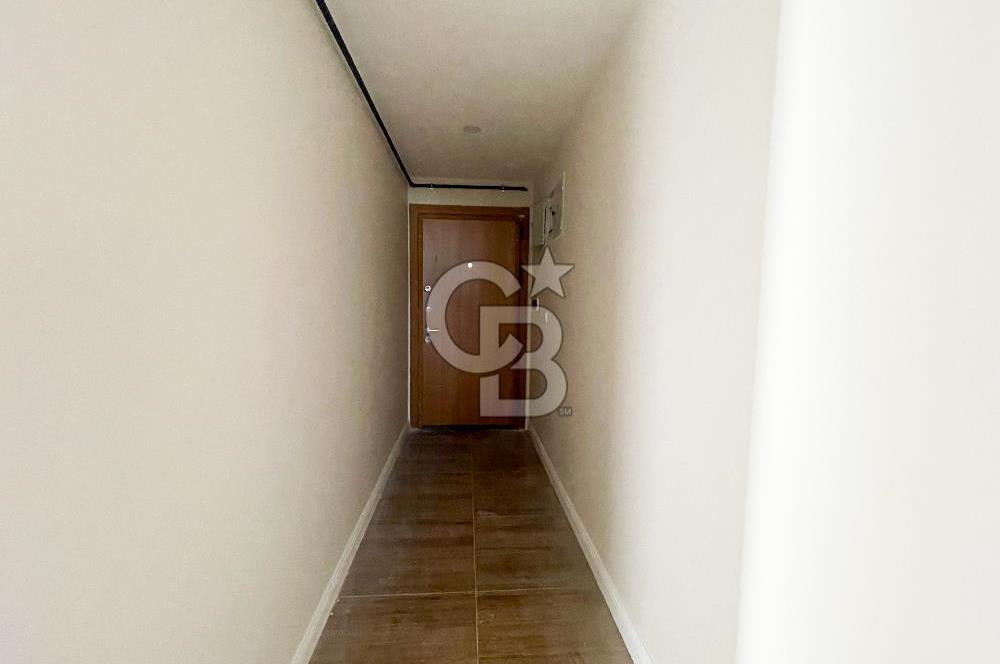 KARTAL ADAVİSTA'DA DENİZ GÖREN ÇİFT BALKONLU 2+1 KİRALIK DAİRE