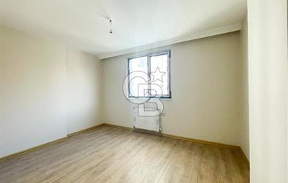 KARTAL ADAVİSTA'DA DENİZ GÖREN ÇİFT BALKONLU 2+1 KİRALIK DAİRE