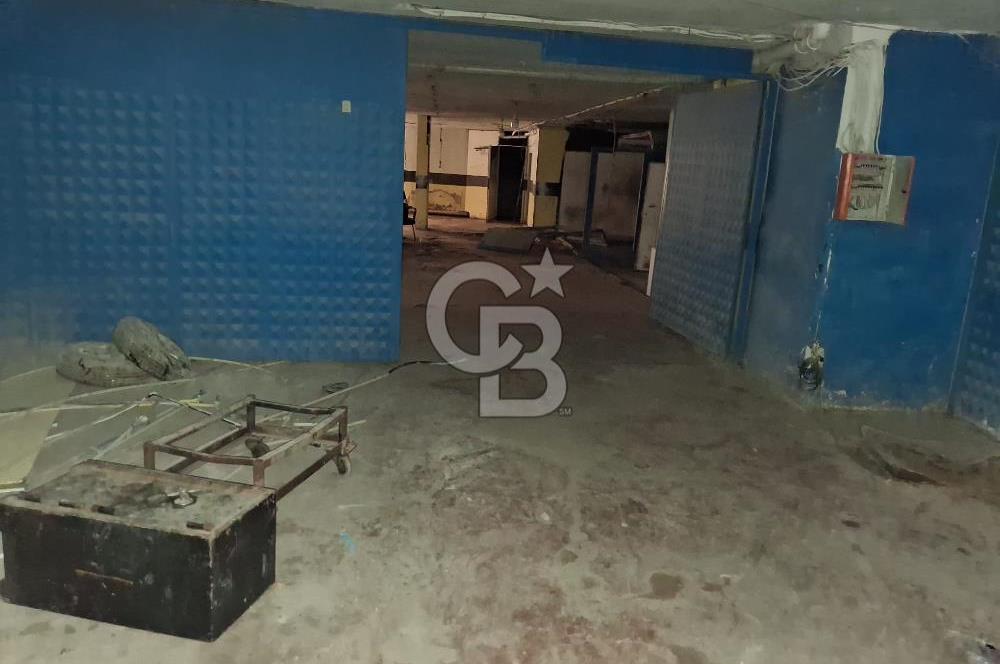 Kaynarca Fevzi Çakmak mah kiralık 900 m2 net dükkan mağaza depo