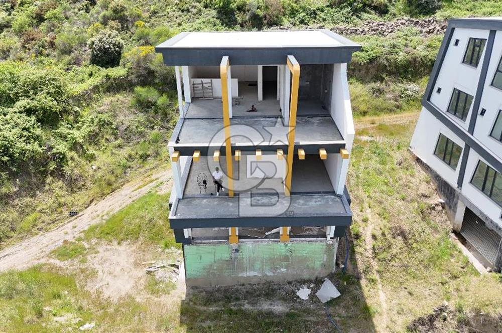 Değirmendere'de Satılık Her Katı Deniz Manzaralı Modern Villa