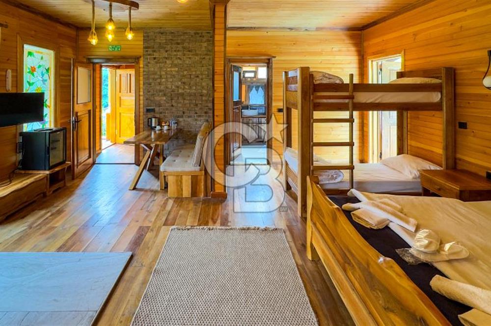 SAPANCA  İSTANBULDERE ALABALIK EVİ KONAKLAMA TESİSLERİ VE ARAZİLERİ SATILIK