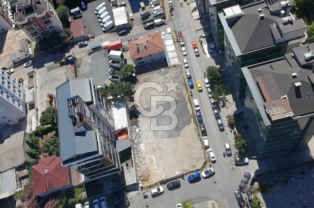 MALTEPE HUZUREVİ METROYA 5 DK | 975 m² KÖŞE KONUM TİCARİ ARSA