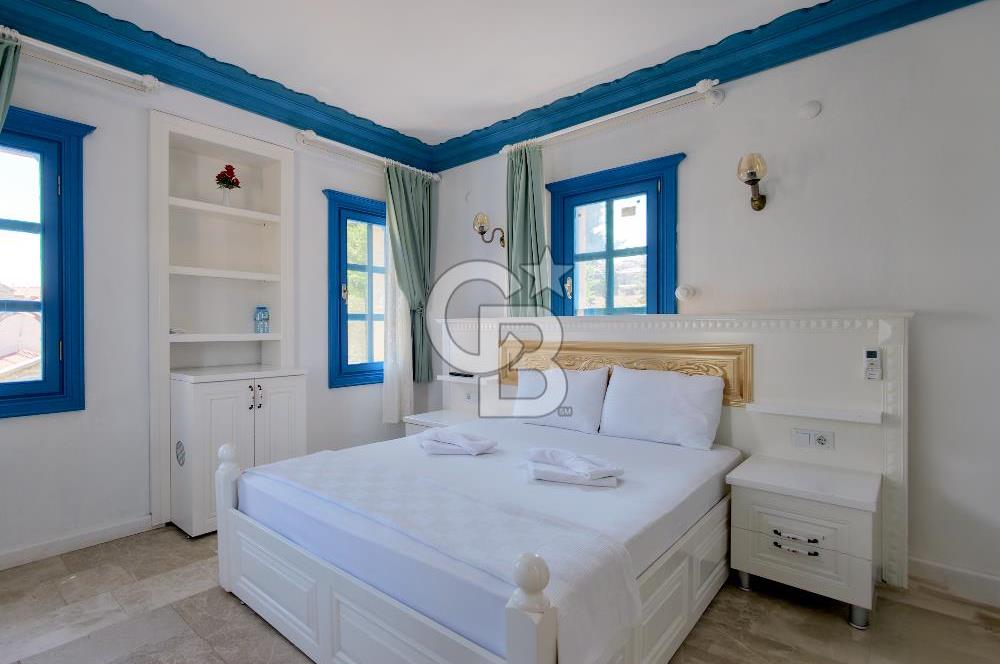 ESKİ DATÇA'NIN İÇİNDE SATILIK HAVUZLU BUTİK OTEL VE VİLLALAR