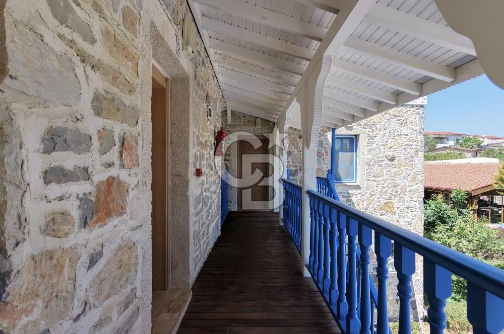 ESKİ DATÇA'NIN İÇİNDE SATILIK HAVUZLU BUTİK OTEL VE VİLLALAR