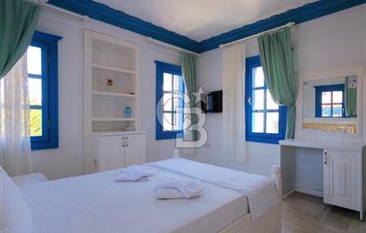 ESKİ DATÇA'NIN İÇİNDE SATILIK HAVUZLU BUTİK OTEL VE VİLLALAR