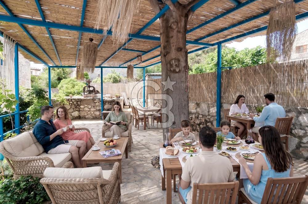 ESKİ DATÇA'NIN İÇİNDE SATILIK HAVUZLU BUTİK OTEL VE VİLLALAR